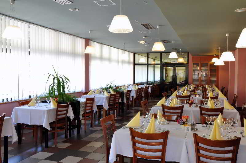 Hotel Grabovac พลิตวิชกา เยเซรา ภายนอก รูปภาพ