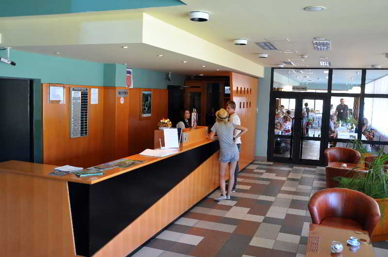 Hotel Grabovac พลิตวิชกา เยเซรา ภายนอก รูปภาพ
