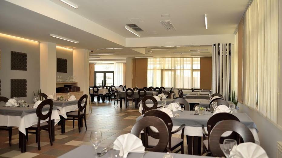 Hotel Grabovac พลิตวิชกา เยเซรา ภายนอก รูปภาพ