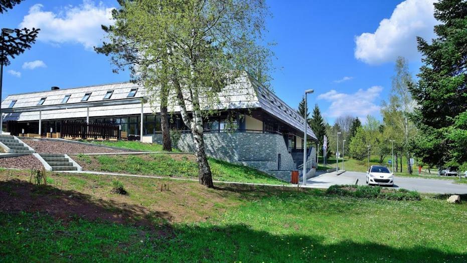 Hotel Grabovac พลิตวิชกา เยเซรา ภายนอก รูปภาพ