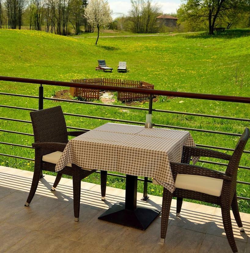 Hotel Grabovac พลิตวิชกา เยเซรา ภายนอก รูปภาพ