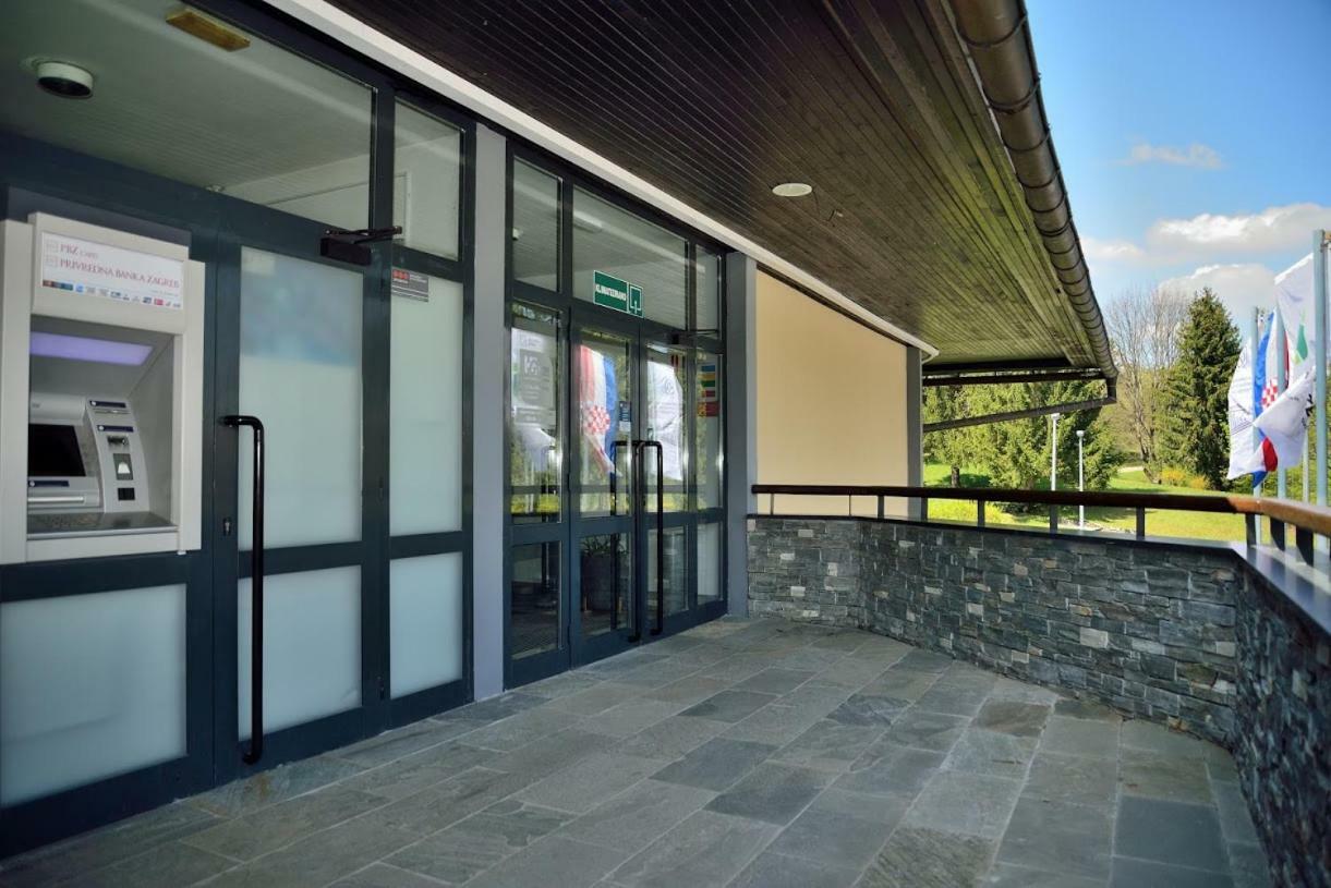 Hotel Grabovac พลิตวิชกา เยเซรา ภายนอก รูปภาพ